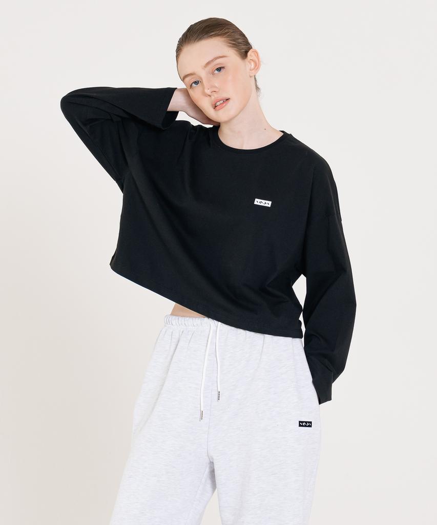 INJIACTIVE Small Logo Crop Long Sleeve Black