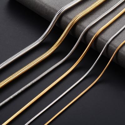 Klasický Kulatý Hadí Kostěný Řetízek Nerezová Ocel Rolo Náhrdelník pro Ženy a Muže Stříbrná a Zlatá Barva Pokovený Choker Kovové Šperky
