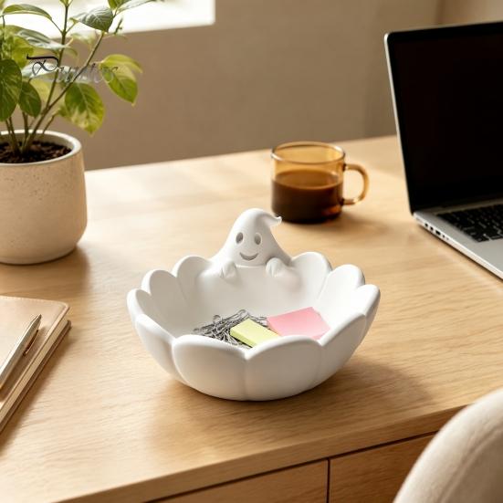 Trendy Desk Accessories Ghost Petal Tray, 3D Printed Cute Spooky Organizer for Small Vanity Items, Cartoon Jewelry Ring And Earring Holder,