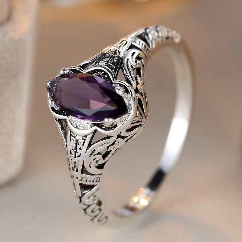 Fashion, Openwork Carved Pattern with Purple -Shaped Zircon for Everyday Wear