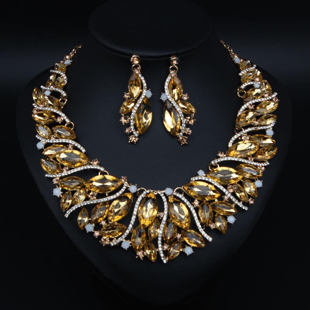 2026 European and American fashion crystal gemstone necklace women's earring set luxury bridal banquet dress accessories