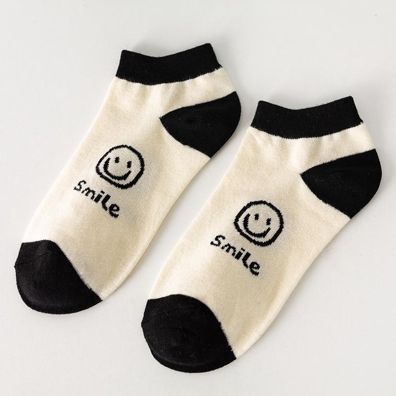 Women's Black Smiley Face Low-Cut Boat Socks - Summer Thin & Breathable Cartoon Design