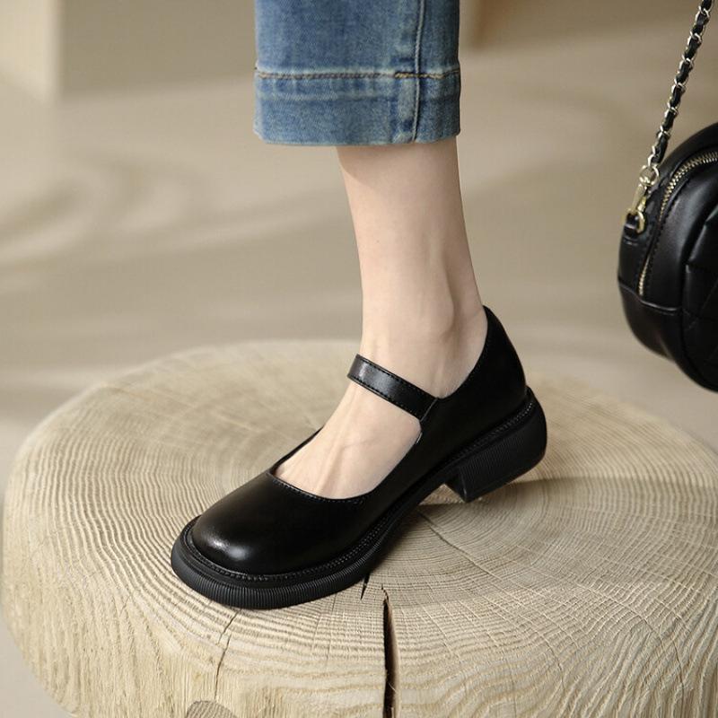 

Новые туфли на низком каблуке, повседневные однотонные женские кожаные туфли, обувь-лоферы на все сезоны, туфли-лодочки с квадратным каблуком 39 чёрный