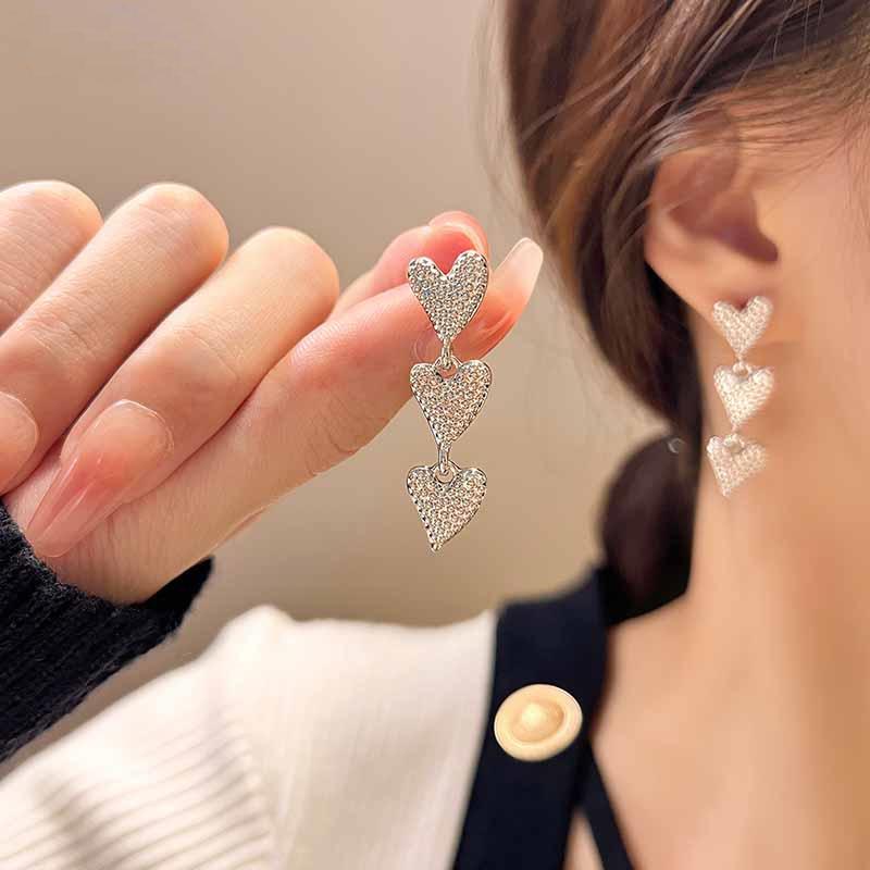 New Korean Style Temperament Pure White Pearl Shell Stud Earrings for Women Wedding Birthday Jewelry Sweet Gift Ladies Vintage