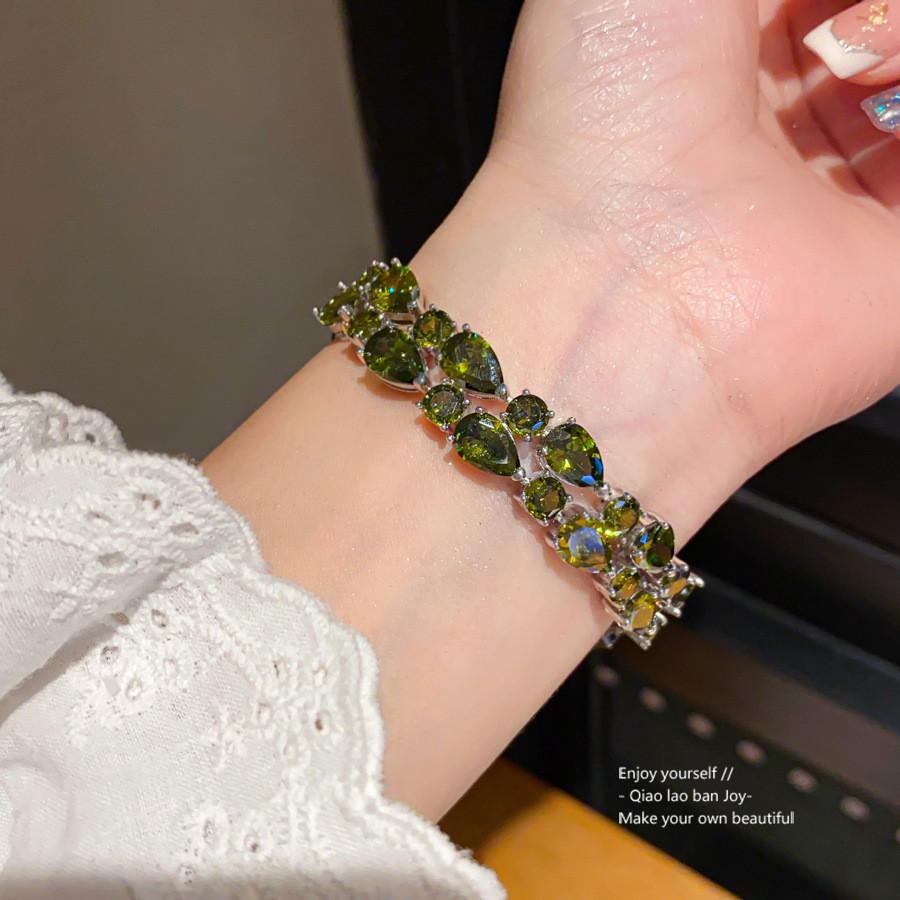 Braccialetto Geometrico Minimalista con Pietra di Zircone per Donna con Elegante Design in Rame Ideale per Regalo