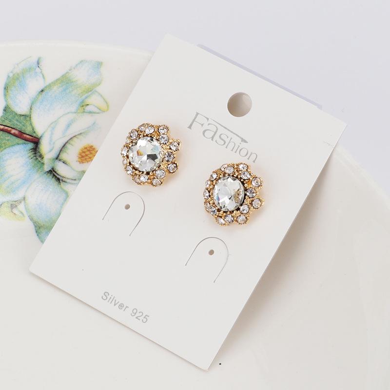 Korean Retro Diamond Earrings: Stylish S925 Silver Needle with Lace Design