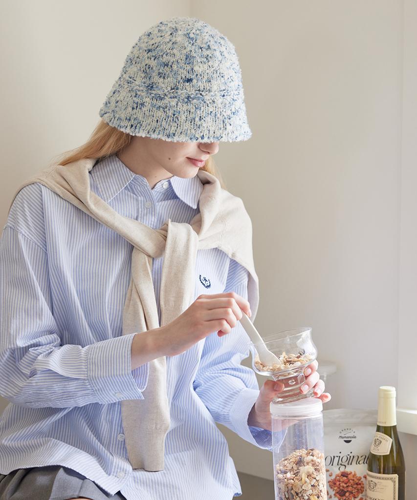 Olinkeompeulliteu Butterfly Bucket Hat (Denim Blue)