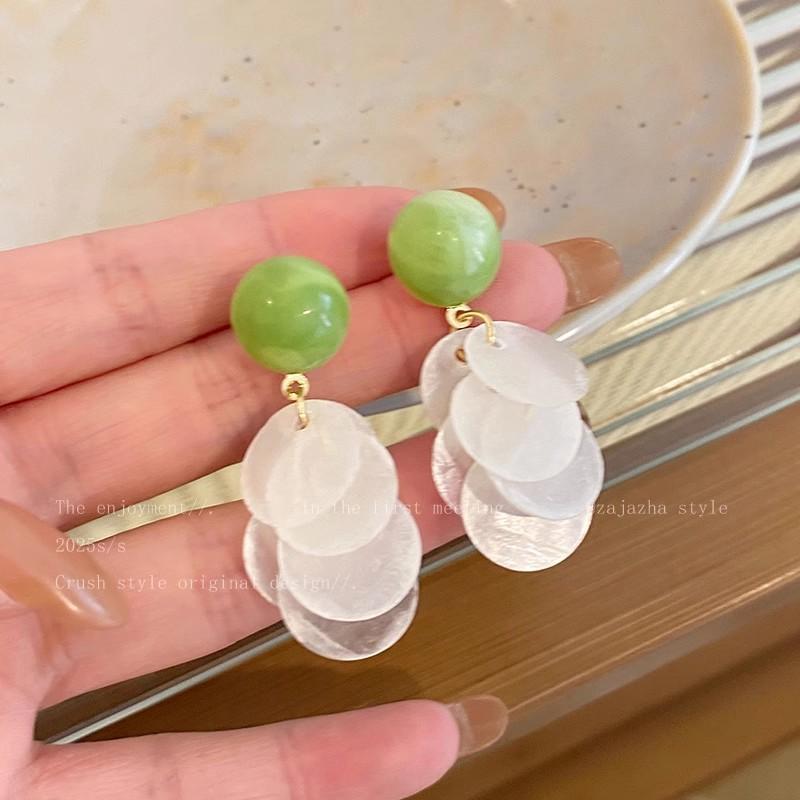 Fresh and sweet Mori avocado green stud earrings women's white shell fringed earrings fashion temperament high-end earrings