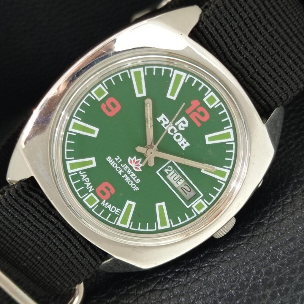 

JAPAN VINTAGE RICOH R31 AUTOMATIC MENS GREEN COLOR DIAL WATCH a707677-1
