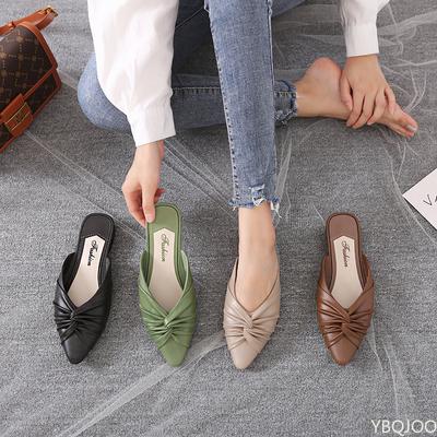 Chaussures à la mode pour femmes 2024 Design de mode d'été Mules élégantes pantoufles d'extérieur en PVC solide à bout pointu Chaussures pour dames Demi-traînées