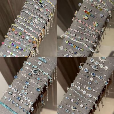 Bracciale Lussuoso a Fiore a Quattro Petali con Zirconi per Donna: Gioielli alla moda e versatili per il Festival Qixi