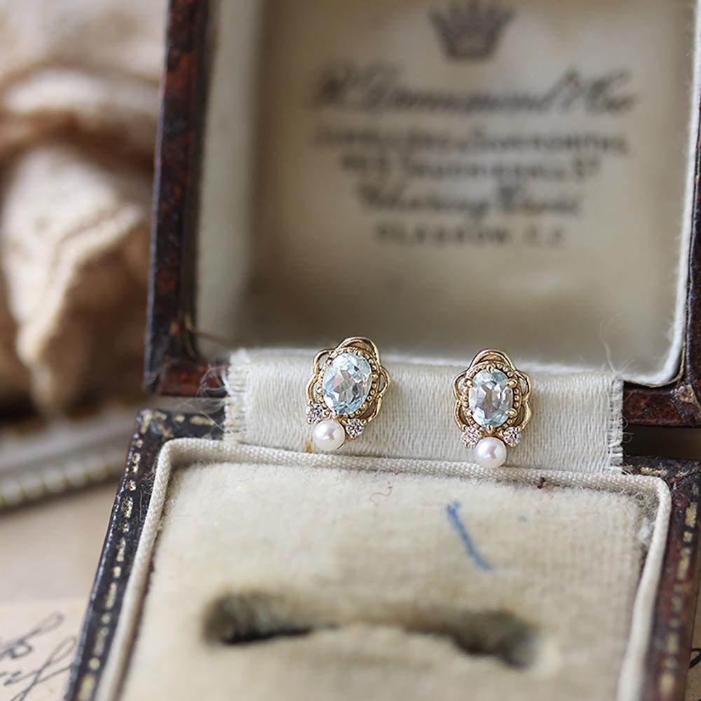 

Gold-Plated Sterling Silver Oval Pearl Stud Earrings 925 Silver