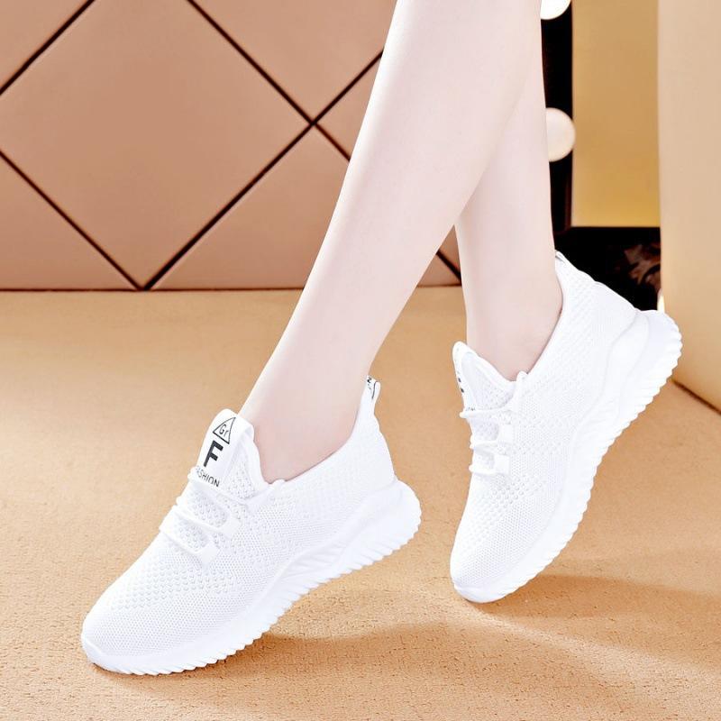 Spring and summer mesh breathable casual sports board shoes female Korean version junior high school students white shoes female running travel shoes