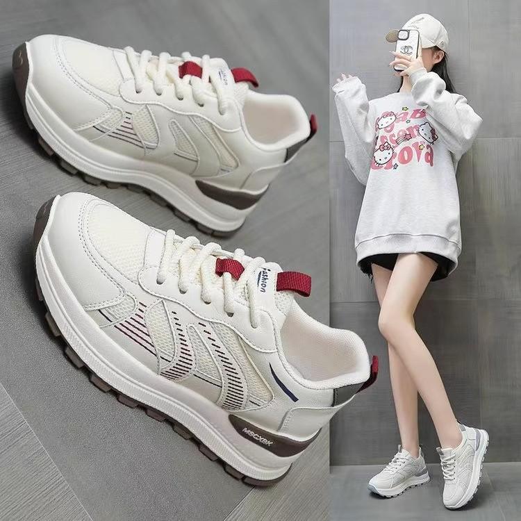 Chaussures de papa respirantes pour femmes 2025 nouvel été respirantes antidérapantes chaussures de sport et de loisirs légères polyvalentes à semelle souple chaussures blanches