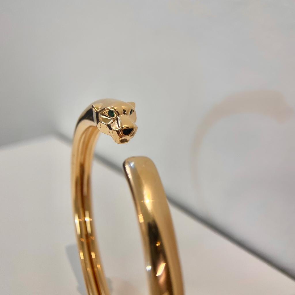 Diamond-free Cheetah Bracelet Set with Emerald Seiko Polished Glossy Design European and American Style Bracelet