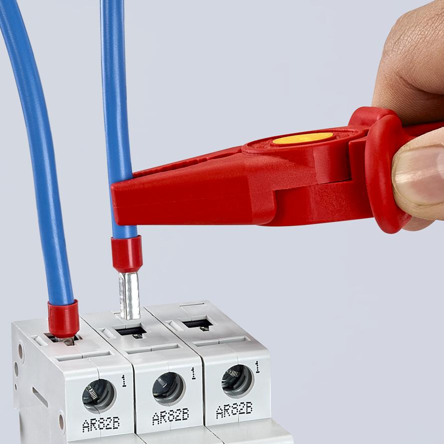 Plastic Insulated Flat Nose Pliers 180Mm - Kn 98 62 01