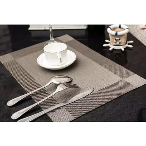 HappyHome Placemats, Set of 4, Reversible, Water-Repellent, Stain-Resistant, Washable, Easy to Clean, 30 x 45 cm (Silver)