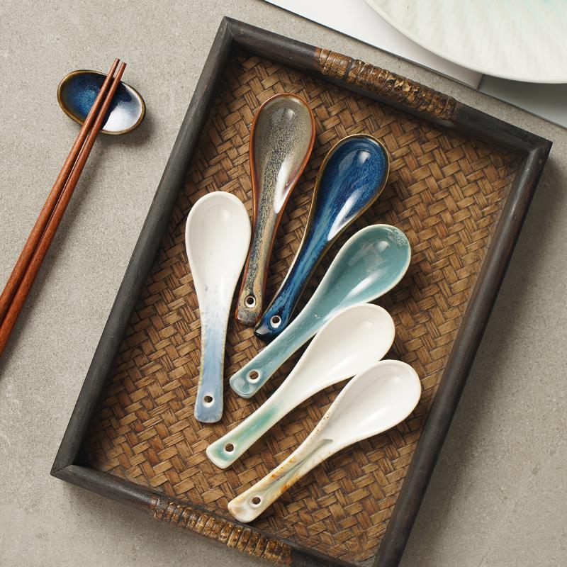 Set di Cucchiai da Zuppa e Riso in Ceramica Stile Giapponese - Elegante Stoviglieria per Uso Domestico o Ristorante