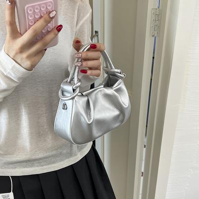 Fashion Handbag Pleated Cloud Bag Women's New Versatile Shoulder Messenger Bag Premium Commuter Bag