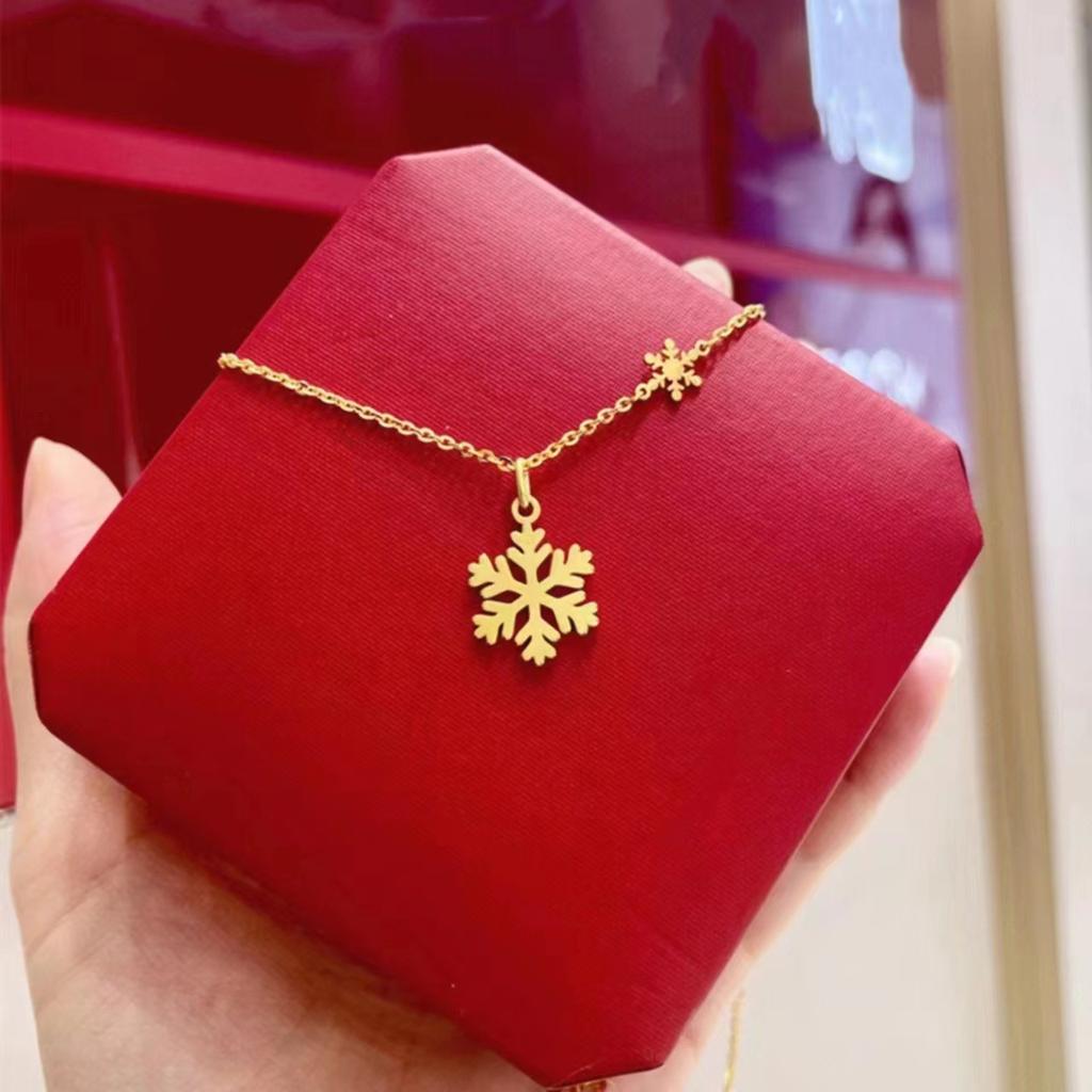 Snowflake Pendant Necklace for Women's Copper Gold-plated Niche High-end Collarbone Chain