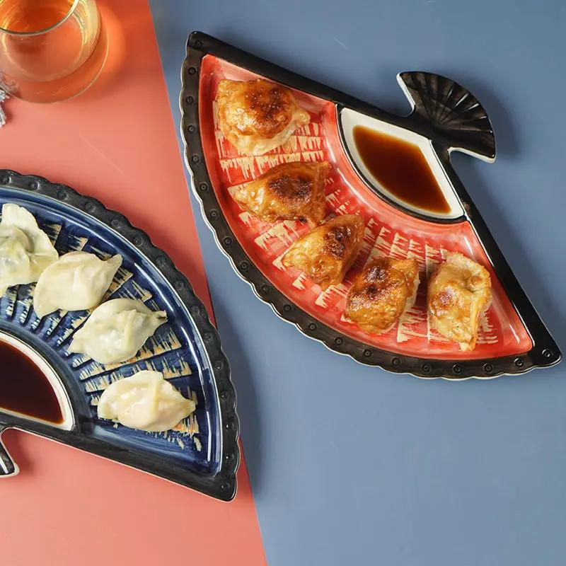 Dumpling Plate with Vinegar Dish Creative Ceramic Partition Plate Japanese Hand-painted Sushi Plate Fan-shaped Snack Plate