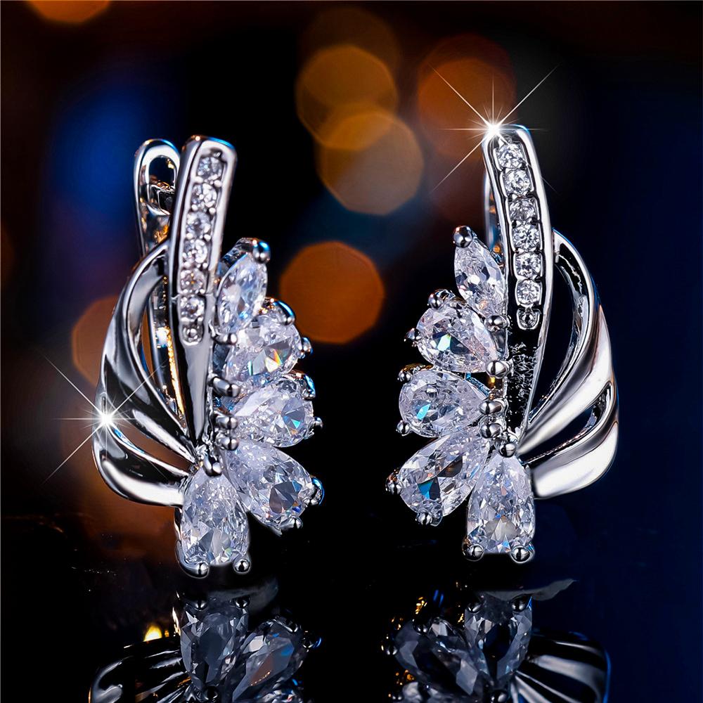 Charme Ohrringe Creolen mit weißem Zirkonstein, Roségold-Farbe, Einfacher Schmuck für Hochzeiten für Damen