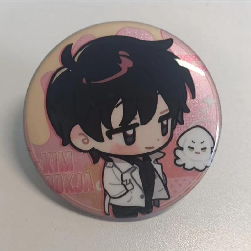 58Mm Omniscient Reader Viewpoint Kim Dokja Liu Yoo Joonghyuk Badges Anime Peripherals Decorative Backpack Pendant Toys Fans Gift