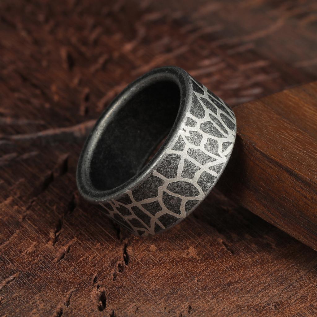 Simple Crack Design Titanium Steel Men's Ring 10mm Wide Fashion Band Durable Fade Resistant