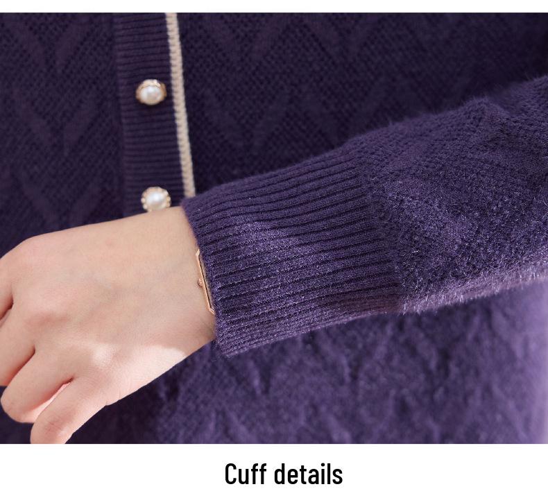 2025 Autumn/Winter New Arrival: Loose Long Sleeve Knit Sweater for Middle-Aged and Elderly Women - Simple, Comfortable Fake Two-Piece Style