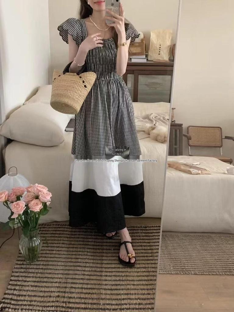 Damen Sommer 2023 Kariertes A-Linien-Kleid mit Kontrastfarbe und kurzen Flatterärmeln