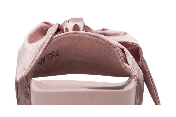 Klapki damskie Puma Bow Slide Rihanna Fenty Różowe (Kobiety) Srebrny Różowy/Srebrny Puma