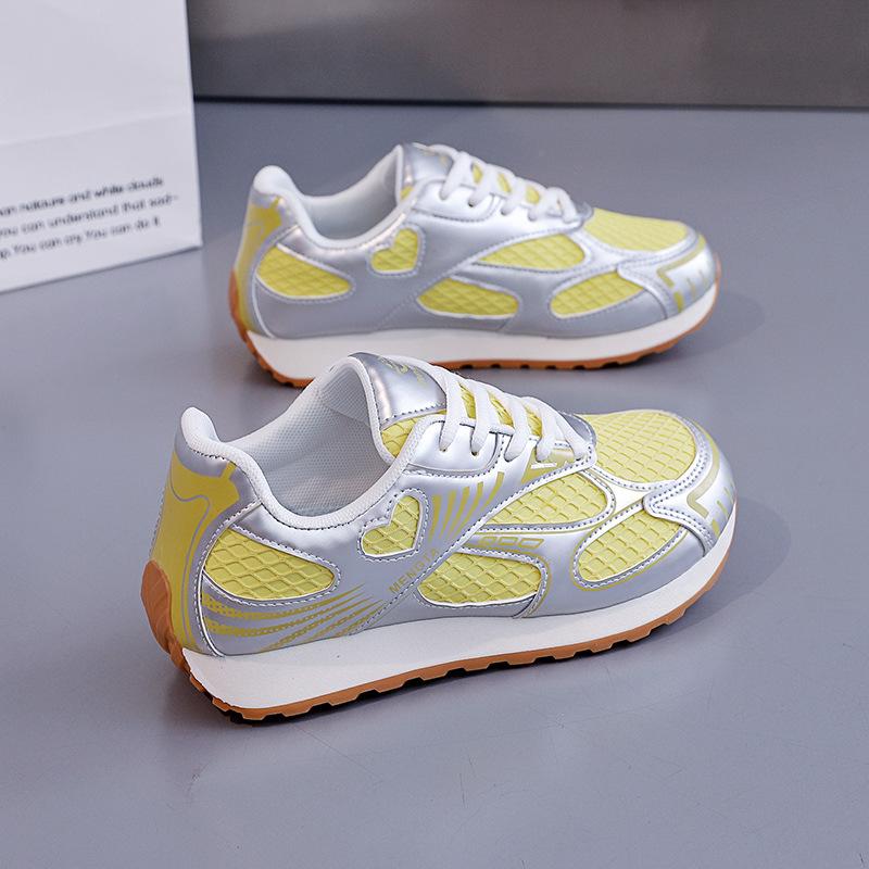 New lightweight sports shoes women's super fire 2025 new versatile casual platform Forrest Gump mesh dad shoes GT8008