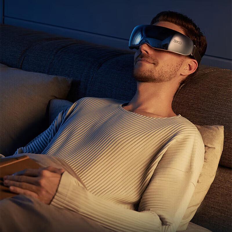 SKG K5 Eye Massager with Heat and Acupoint Massage