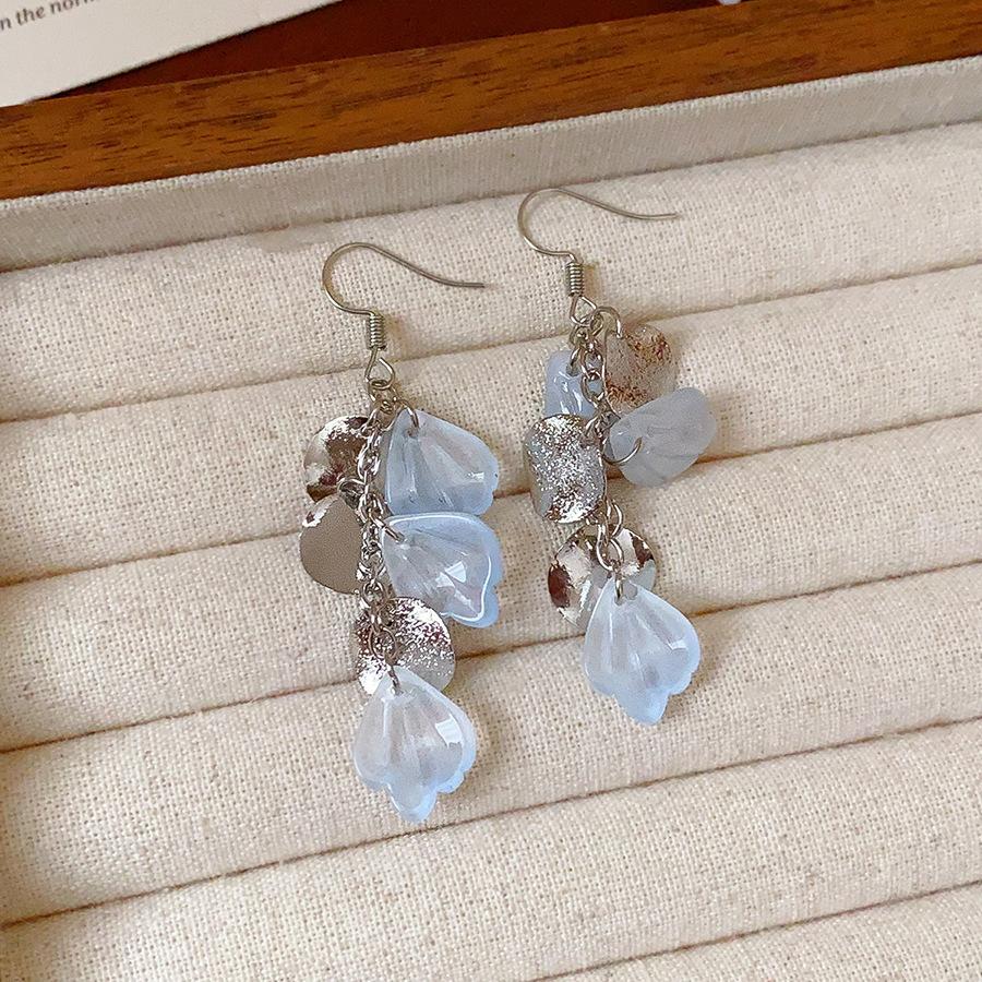 

Silver needle round shell fringed stud earrings new summer seaside vacation earrings fashion high-end earrings