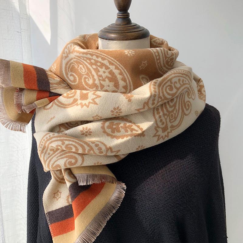 

Женский ретро геометрический двухсторонний шарф-шаль - Дышащая мягкая ткань, Элегантный бежевый и серый узор для формальных и повседневных нарядов, Модный аксессуар 190x65cm