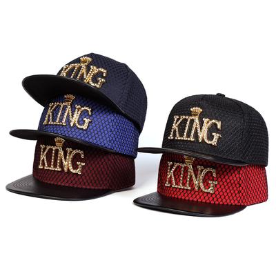 Cappellini Hip Hop Unisex con Decorazione Etichetta in Metallo Lettera Corona, Cappellino da Baseball a Tesa Piatta, Cappello Snapback Casual, Cappelli Sportivi da Esterno per Donne