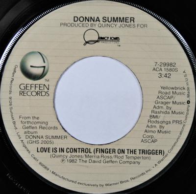 7inch Record DONNA SUMMER - Love Is In Control (Finger On The T 729982 Geffen Records 1982 US Soul/Funk Used
