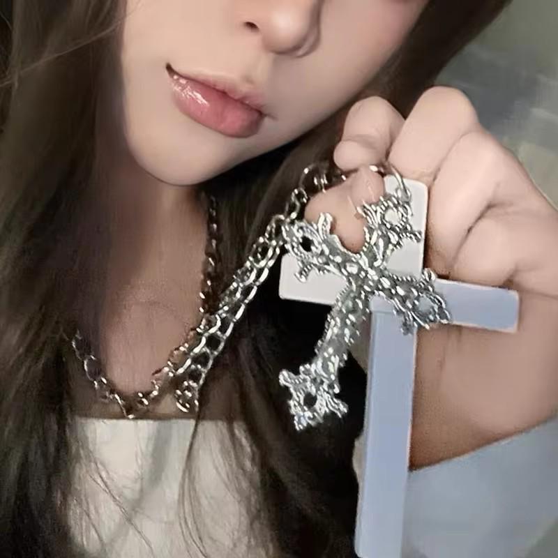 Trendy Gothic Pink Cross Necklace for Women - Stylish, Unique, and Versatile Design
