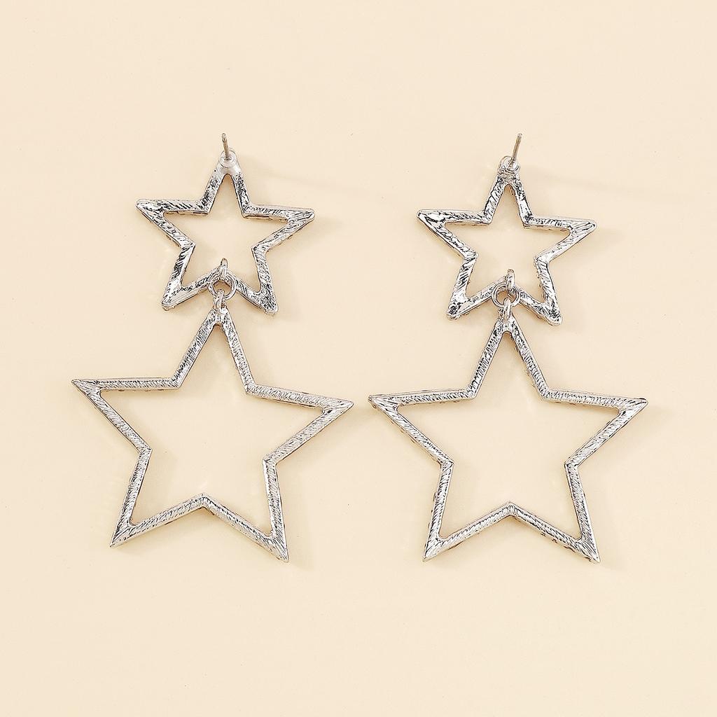 Shining Two Different Sized Hollow Star Dangle Earrings Inlaid Rhinestones Fashionable Ear Jewelry Perfect Accessory for Women Daily Glam