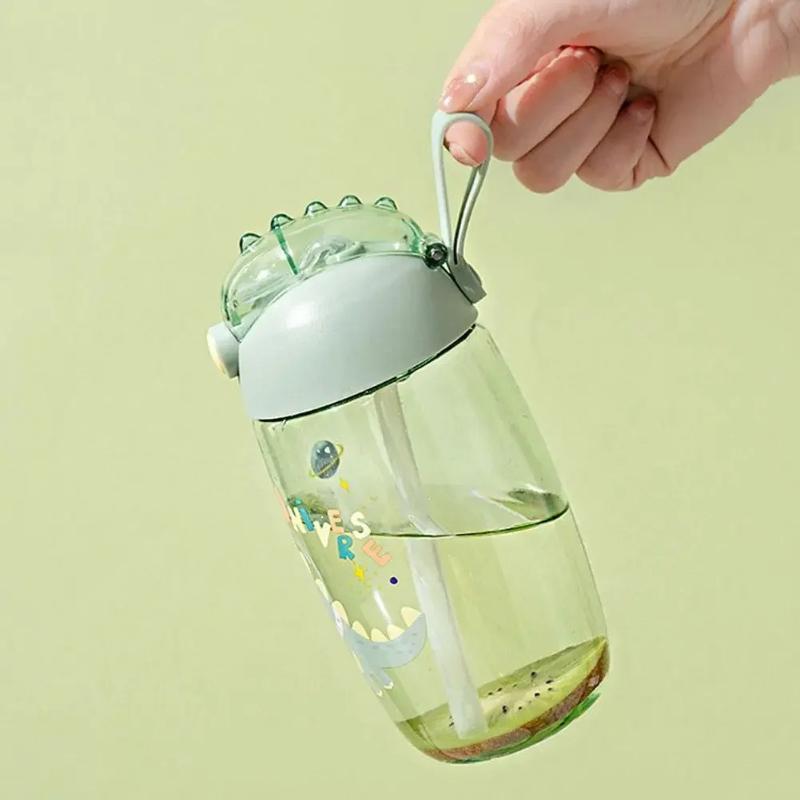 Butelka na wodę dla dzieci 600 ml do szkoły, przenośny kubek niekapek z kreskówkowym dinozaurem, kreatywny kubek do karmienia, kubek z letnią pokrywką typu „bounce”, kosmiczny kubek na wodę