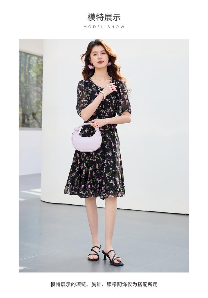 26 year new summer high-end feeling slimming floral skirt vacation style mid length skirt cake skirt short sleeved skirt dress dress dress skirt