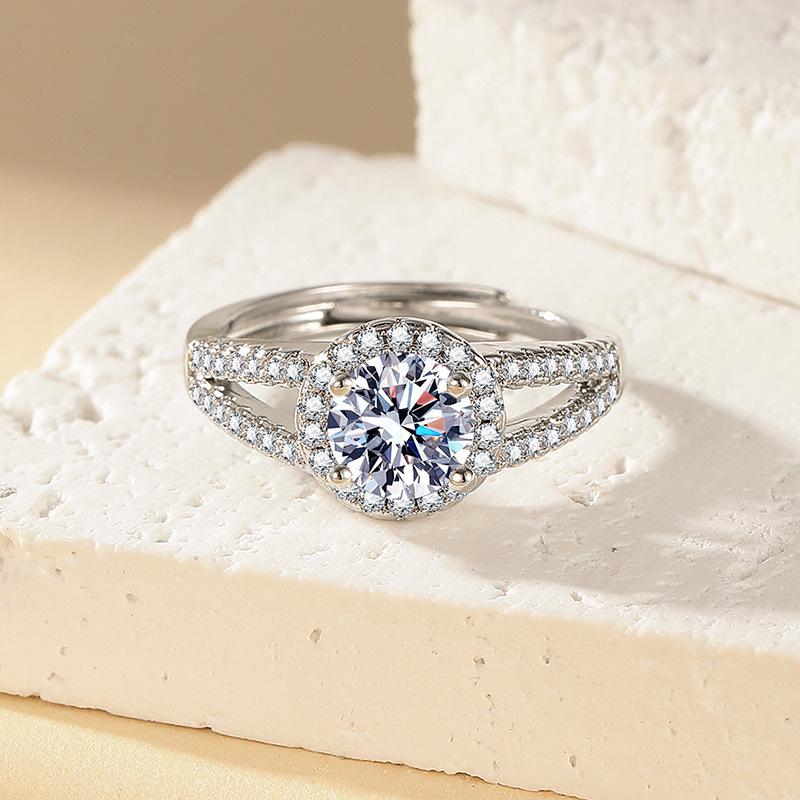 Luxury Round Zirconia Pave Ring: Shiny, Versatile European-American Fashion Jewelry for Women