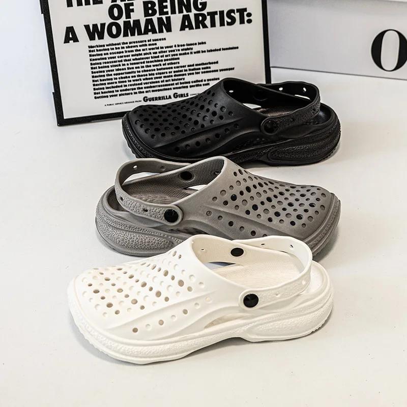 Fashion White EVA Soft Sole Men Clogs Slippers Casual Hole Beach Sandals Outdoor Men Garden Shoes Summer Sandals Home Slides Male