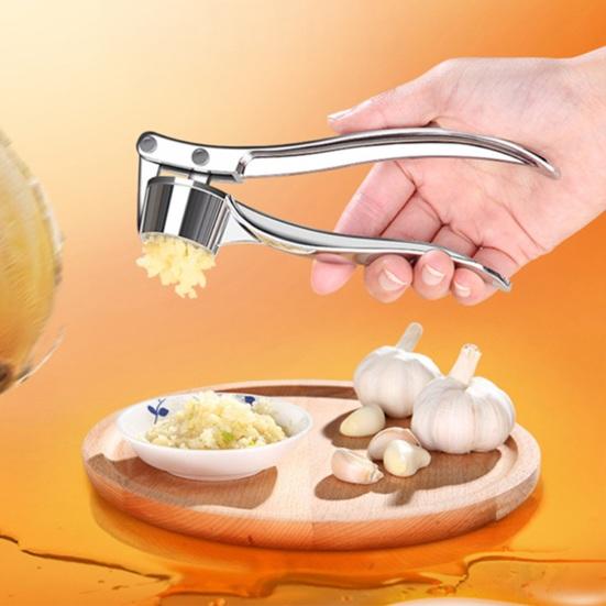 Garlic Press Stainless Steel Garlic Mincer Manual Garlic Crusher Effortless Chopping Tool for Garlic Ginger Nuts
