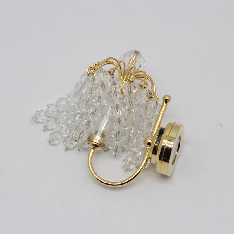 Domek dla lalek Miniaturowa Europejska Złota Wielowarstwowa Lampa Ścienna z Koralików Mini Lampa Ozdoba Model Meble Dekoracja Zabawka Akcesoria do Domku dla Lalek