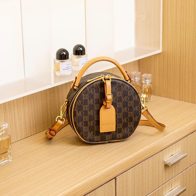 Retro New Women's Bag, Letter-printed Portable Small Round Bag, High-end Contrasting Color Round Cake Bag, Shoulder Messenger Bag.