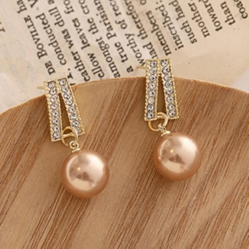Heart Round Imitation Pearl Butterfly Leaf Tulip Flower Drop Earrings Women Wedding Geometry Jewelry Trend Creative Accessories