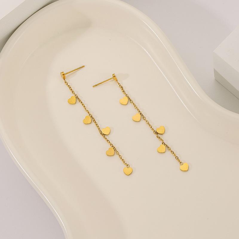 Light Luxury Simple Love Heart Long Fringed Earrings Personalized Fashion Niche Stud Earrings