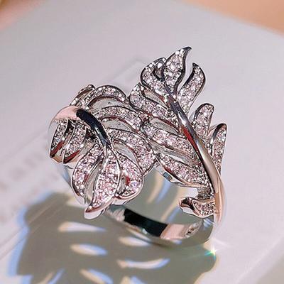 Modischer, frischer Stil, Blätter-Fingerring für Frauen, versilberter Kristall-Zirkonia-Ring, Hochzeitszeremonie, Party-Schmuck