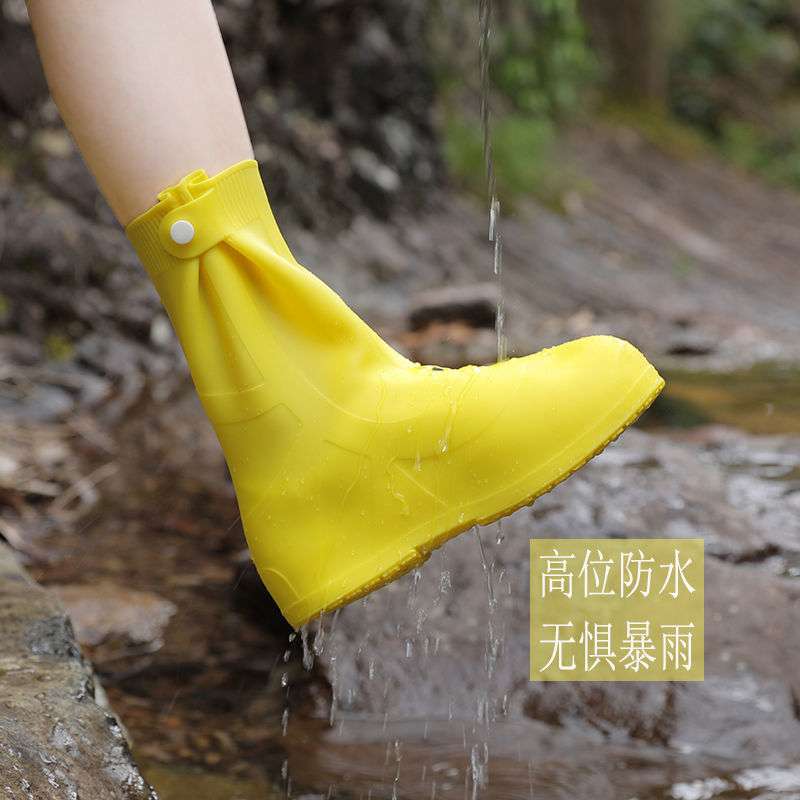 Waterproof rain shoe cover heightened and thickened portable adult wear-resistant water shoes outdoor student high tube foot cover non-slip boots
